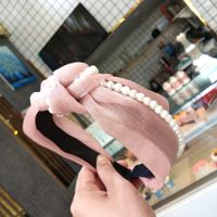 South Korea's Wide-brimmed Bright Silk Wrinkle Knot Hair Band High-end Boutique Handmade Pearl  Headband Wholesale Nihaojewelry sku image 4