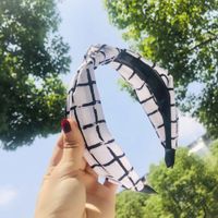 Wide-brimmed Fabric Knotted Hair Hoop Korean Simple Toothed Non-slip Hairpin Wild Wave Dot Hair Accessories Ladies Wholesale Nihaojewelry sku image 5