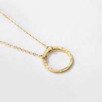 Emanco Korea Edelstahl Mode Einfache Persönlichkeit Geometrischer Anhänger Weibliche Vergoldete Halskette Schlüsselbein Kette Großhandel sku image 2