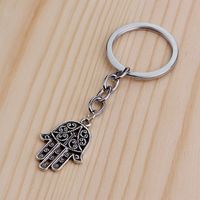 Fashion New Simple  Personality Retro Hollow Fatima Palm Personality Keychain Trendy Hundred Accessories main image 5