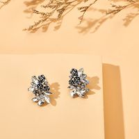 New Retro Palace Feng Shui Diamond Flower Earrings Fashion Simple Bohemian Earrings Wholesale Nihaojewelry sku image 1
