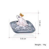 New Product Personality Cartoon Brooch Fashion Wild Crown Frog Brooch High-end Ladies Brooch Wholesale Nihaojewelry main image 3