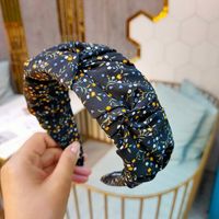 South Korea's New Small Floral Folds Wide-brimmed Headband Fabric Fashion Pressure Headband Retro Flower Bud Hair Accessories Wholesale Nihaojewelry sku image 2