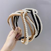 Multiple Pearl Hair Bands South Korea Hair Out Sweet Headband Wholesale Nihaojewelry main image 6