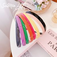 Korean Girl Color Folding Thin-edged Headband Simple Plastic Toothed Non-slip Headband Candy-colored Resin Wholesale Nihaojewelry main image 1