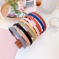 Korean Girl Color Folding Thin-edged Headband Simple Plastic Toothed Non-slip Headband Candy-colored Resin Wholesale Nihaojewelry main image 5