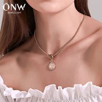 New Jewelry Short Paragraph Retro Queen Head Necklace Metal Texture Buckle Clavicle Chain Wholesale Nihaojewelry main image 1