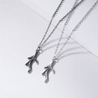 New Gothic Retro Simple Metal Wings Necklace Couple Love Necklace Wings Necklace Wholesale Nihaojewelry main image 3