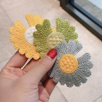 New Super Fire Color Matching Small Daisy Flowers Hairpin Cute Side Hairpin Children Clip Wholesale Nihaojewelry main image 3