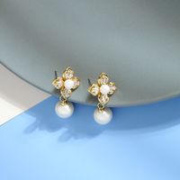 Korean Fashion S925 Silver Needle Earrings Diamond Pearl Earrings Super Fairy Flower Earrings Wholesale Nihaojewelry main image 3