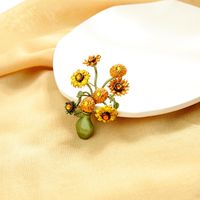 High-quality Retro Sunflower Brooch Forest Simple Flower Brooch Wholesale Nihaojewelry main image 1