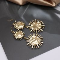 Gold Round Color Gemstone Earrings Black Sun Star Pendant Exaggerated Earrings Wholesale Nihaojewelry main image 4