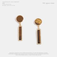 Popular New Products Earrings Exotic Fashion Exquisite Tiger Eye Jewelry Simple Long Retro Earrings Wholesale Nihaojewelry sku image 1