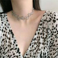 Flower Metal Hollow Stitching Love Clavicle Chain Choker Neck Chain Wholesale Nihaojewelry main image 6
