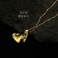 Peach Heart Flip Photo Frame Necklace Titanium Steel Material Plated Non-fading Love Wholesale Nihaojewelry main image 4