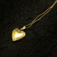 Peach Heart Flip Photo Frame Necklace Titanium Steel Material Plated Non-fading Love Wholesale Nihaojewelry main image 5