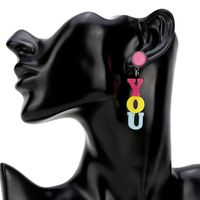 Nouvelle Mode Créative Couleur Amour Asymétrique Acrylique Boucles D&#39;oreilles Longues En Gros Nihaojewelry main image 6