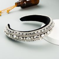 Nouvelle Mode Coréenne Style Baroque Couleur Strass Éponge Bandeau Femme Plein Forage En Peluche Bandeau Nihaojewelry En Gros main image 5