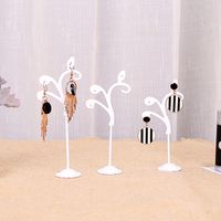 Fashion New Simple  Wrought Iron Fan-shaped Three-piece Earring Display Stand Jewelry Storage Rack Earring Stand Counter Display Stand Wholesale main image 3
