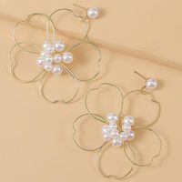 Exaggerated Pearl Woven Big Flower Earrings Creative Trend Hand-wound Earring Jewelry Wholesale Nihaojewelry main image 4