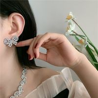 Ladies Stereo Three-dimensional Bow Choker Clavicle Necklace Full Diamond Bright Earrings Wholesale Nihaojewelry main image 3