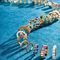 Großhandel Schmuck Retro C-form Legierung Künstliche Edelsteine Eingelegte Perlen Ohrringe main image 3