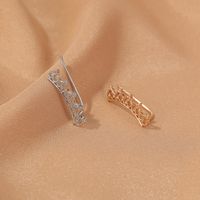 New Single Heart-shaped Hollow Earrings Creative Simple Love Ear Bone Clip Ladies Ear Jewelry Wholesale Nihaojewelry main image 3