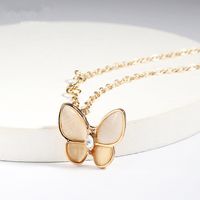 Opal Butterfly Necklace Diamond-studded Elegant  Clavicle Chain Retro White Mother-of-pearl Clavicle Chain Female main image 4