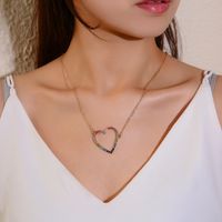 Simple Color Love Necklace Women Fashion Wild Hollow Peach Heart Pendant Clavicle Chain main image 6