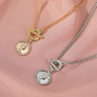 Metal Texture Word Buckle Clavicle Chain Short Retro Queen Head Necklace main image 3