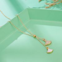 Shell Diamond Fan-shaped Necklace Simple Temperament Leaf Scallop Rhinestone Necklace Female main image 2