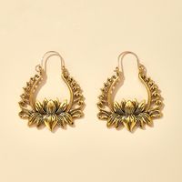 Retro Ethnic Style Earrings Fashion All-match Alloy Geometric Hollow Gold Exaggerated Long Earrings Wholesale Nihaojewelry main image 9
