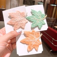 Leaf Hairpin Top Clip Maple Leaf Hairpin Headdress Bangs Clip Hair Ornament Wholesale Nihaojewelry main image 1