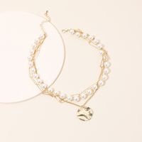 Fashion Multi-layer Pearl Disc Necklace Simple Fashion Short Clavicle Necklace main image 5