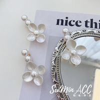 Korean Fashion Style Shell Pearl Flower Hairpin Clip Headdress Cream Hairpin Wholesale Nihaojewelry main image 5