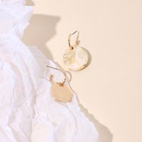 Fashion Simple Geometric Round Smooth Earrings For Women Tide Fashion Baroque Earrings For Women Nihaojewelry main image 4