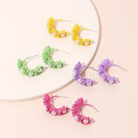 Hot Sale Korea Candy Color Cute Flower Earrings C-shaped Wreath Childlike Pearl Earrings Wholesale Nihaojewelry main image 1