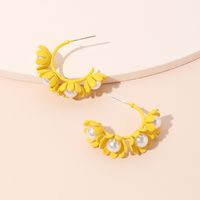 Hot Sale Korea Candy Color Cute Flower Earrings C-shaped Wreath Childlike Pearl Earrings Wholesale Nihaojewelry main image 6