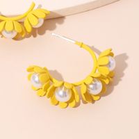 Hot Sale Korea Candy Color Cute Flower Earrings C-shaped Wreath Childlike Pearl Earrings Wholesale Nihaojewelry main image 5