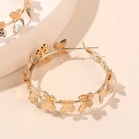 Golden Butterfly Flying Round Ring Metal Earrings Spread Geometric Circle Earrings Wholesale Nihaojewelry main image 5