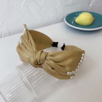 Korea's Pearl Bowknot Wide-brimmed Hairband Folds New Fashion Color Cloth Headband Hair Bundle Wholesale Nihaojewelry sku image 1