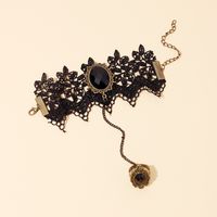Gothic Palace Style Retro Gemstone Lace Bracelet With Ring Chain Bracelet For Women  Wholesale Nihaojewelry main image 3