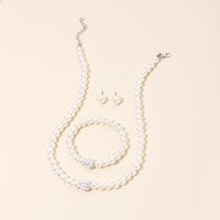 Mode New Pearl Bracelet Simple Collier Boucles D&#39;oreilles Ensemble De Trois Pièces En Gros main image 1