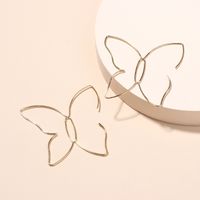 Mode Simple Ligne Papillon Boucles D&#39;oreilles Creuses Boucles D&#39;oreilles Simples Et Grandes En Gros Nihaojewelry main image 4