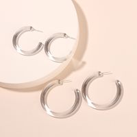 Fashion Geometric Circle C-shaped Earrings Niche Acrylic  Women's Earrings main image 2