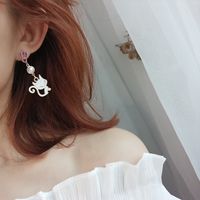 Korea's New Cartoon Cat Asymmetric Earrings College Style Trend Earrings Wholesale Nihaojewelry main image 5