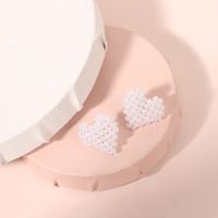 Korea Love-shaped Retro Pearl Niche Fashion Simple Earrings For Women Nihaojewelry main image 4