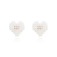 Corée En Forme D&#39;amour Rétro Perle Niche Mode Boucles D&#39;oreilles Simples Pour Les Femmes Nihaojewelry main image 6