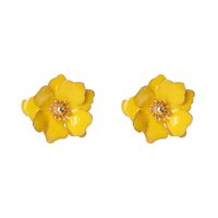 Hot Selling Simple Small Drop Oil Petals Pearl Flower Earrings For Women Nihaojewelry sku image 2