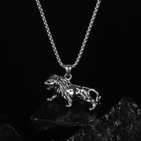 Hot Selling Classic Domineering Lion Animal Pendant Necklace Titanium Steel Necklace Wholesale Nihaojewelry main image 3